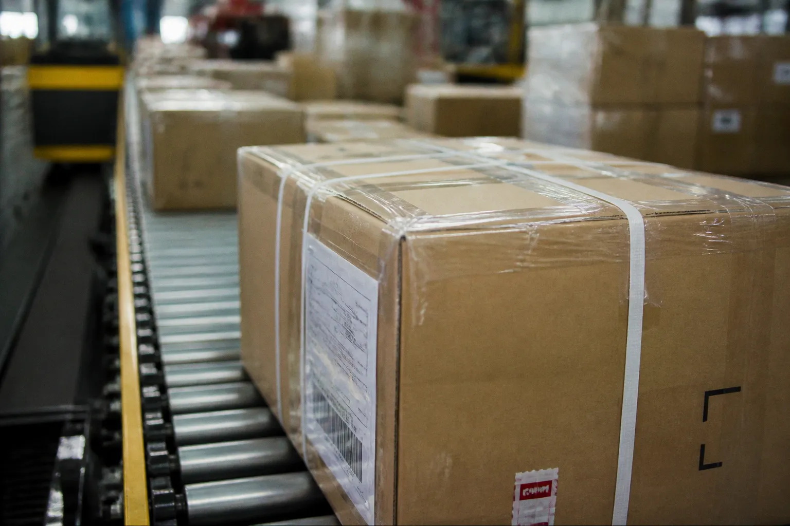 DHL масштабирует логистическую сеть в Китае для ускорения международных перевозок