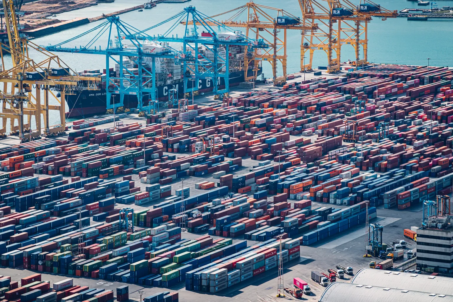 Партнерство КТЖ с DHL и Maersk: влияние на мультимодальную логистику и сроки доставки грузов